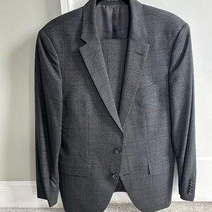 Hugo Boss Dark Gray Suit with Light Red Window Pane Design